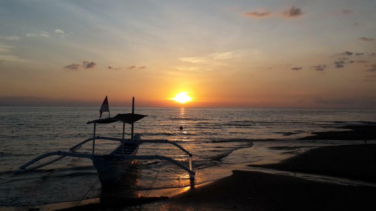 Bali Taman Beach Resort & Spa Lovina Pabean Buleleng Kültér fotó